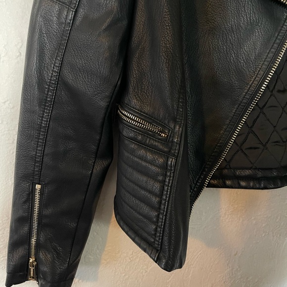 Guess Women's Quilted Black Jacket - Picture 2 of 7